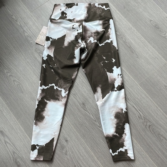 Sage Collection Leggings - Picture 4 of 6